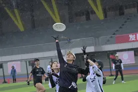 北京女子飞盘公开赛吸引近400名爱好者参赛图片
