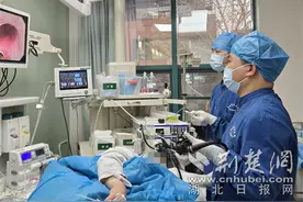 一吃就吐竟是胃“阀门”失灵 医生巧挖“隧道”打开进食通路图片