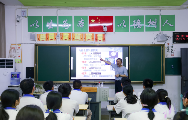 火箭发射、无人机试飞，江口三中学生沉浸式体验航天科普