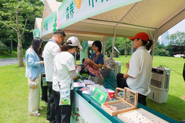 8对新人牵手广州云溪植物园，“88云溪健康乐游节”启幕