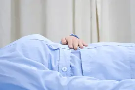 凯格尔运动做错反伤身？5个要点练对盆底肌，男女都该看！图片