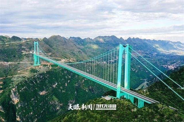 天堑通途 山乡巨变｜写在新的世界第一高桥通车之际