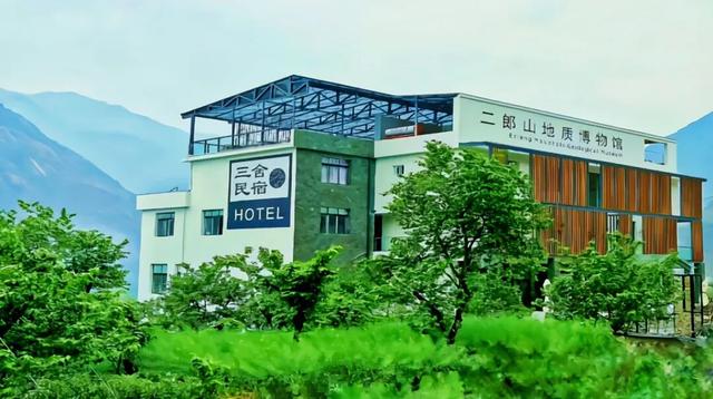 原来泸定不止泸定桥！4天深度游挖到宝了