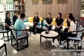 利率下调惠民生 服务下沉暖万家图片