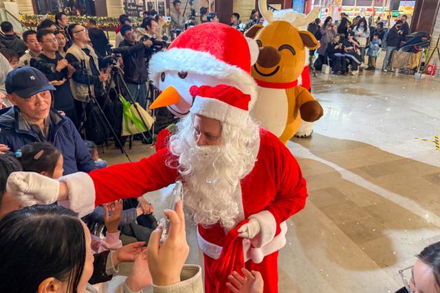 打卡、观展、看演出，梦幻冬日奇境限时放送