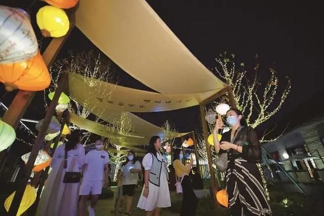 藏不住了！南湖，夜经济“C位”！