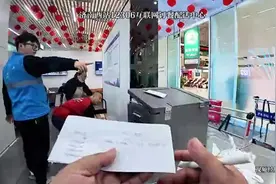 高铁上也能点外卖？网友：一路被美食硬控图片