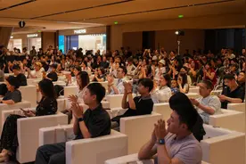 巴黎圣母院的钟声将在西安古城敲响  法语音乐剧《巴黎圣母院》回西安了图片