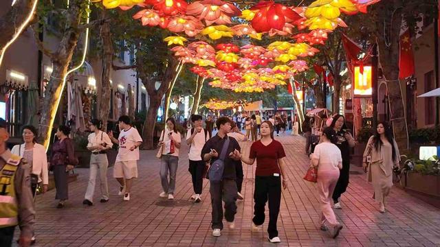 大鲍岛文化休闲街区国庆中秋假期前三天迎客28.79万人次