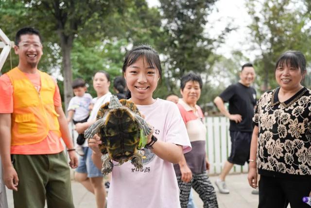打铁花、烟火瀑布…一天就该这么过！