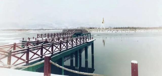 雪后的甘孜，走一路美一路！