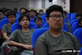 数百澳门学子同上航空国防课：“为自己是中国人而骄傲”图片