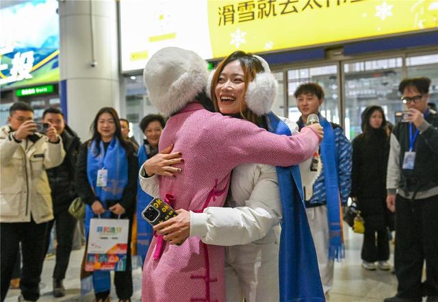 呼和浩特迎来大湾区文旅踩线团