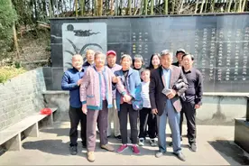 见证一场迟到的“团圆” 德清义务守墓人等来九旬老人与烈士哥哥“重逢”图片