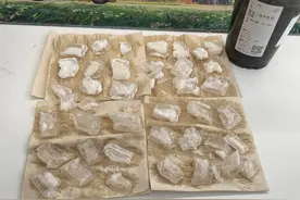 “23元一杯奶茶30块冰”，知名品牌遭投诉！店员回应图片