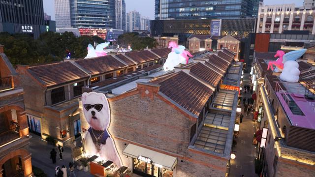 脱口秀演员Norah、71有了新身份！百年弄堂亮灯开启“乐游虹口中国年”