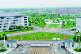 山东化工技师学院：化工职教翘楚　技能精英摇篮图片