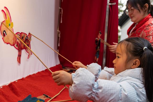 古猗园化身民俗乐园，解锁元宵雅趣新体验