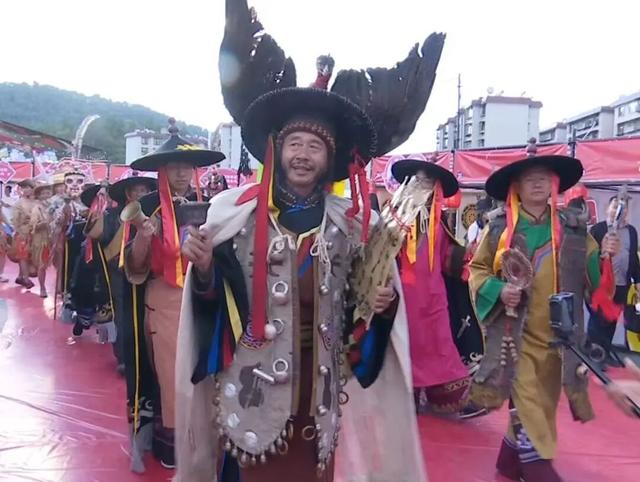霓裳映山水 非遗绽芳华