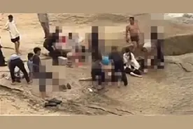 一家5口被海浪卷走，4人遇难，仅小儿子获救，网友痛心提醒图片