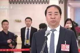 教师如何应对人工智能新形势？北京外国语大学党委书记王定华提出建议图片