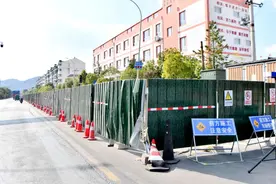 凯里这段滨江路正在改造提升图片