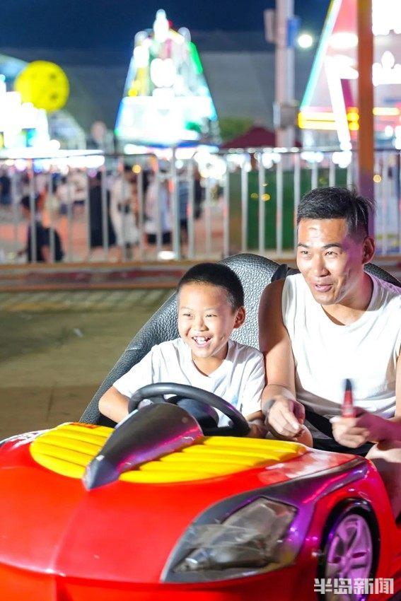 在青岛金沙滩啤酒城，体验一场亲子“慢”游记
