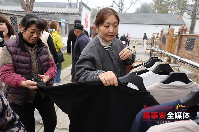 文旅搭台、产业唱戏、跨村联建 一场秋裤文化节激活“双坡”共富新动能
