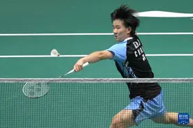 羽毛球——新加坡公开赛：何冰娇晋级图片