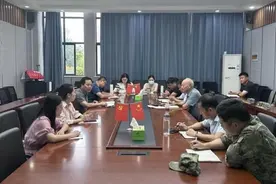 合肥城市学院开展地震及消防应急疏散实战演练图片