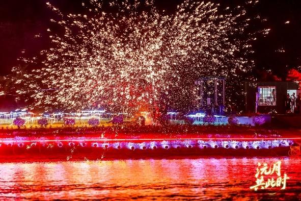 双节假期好去处！沅江这场沉浸式水空光影秀不可错过