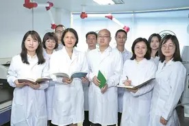 广东省农业科学院蚕业与农产品加工研究所所长徐玉娟：助推农产品工业化 延长岭南果保鲜期图片
