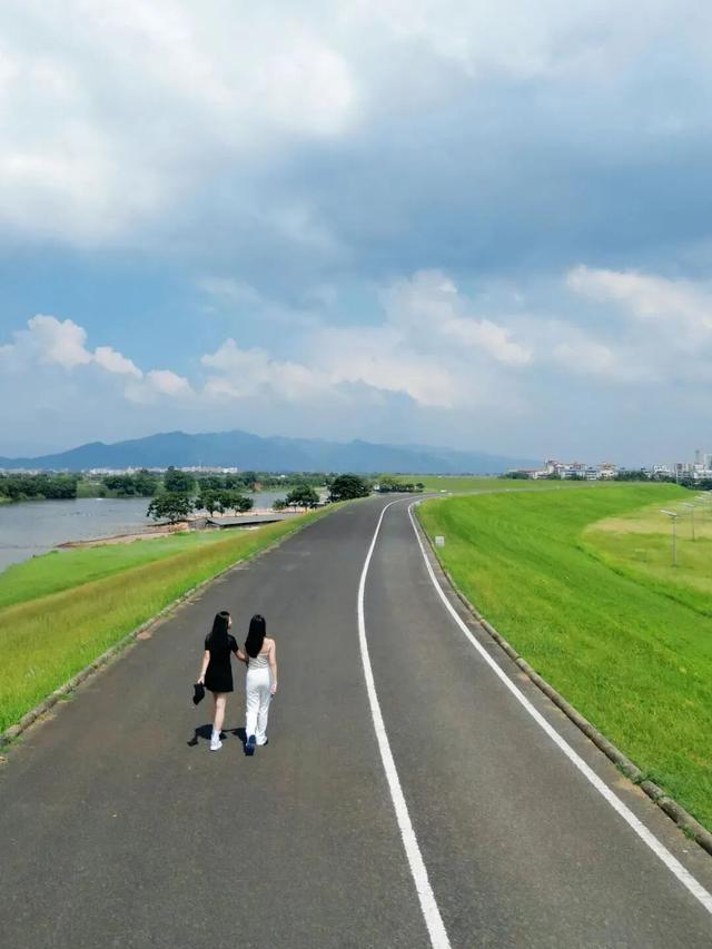 初冬暖阳，踩单车去！三水绝美骑行路线全揭秘，每一帧都是壁纸！