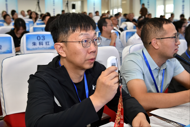 “人工智能+教育”专项组预赛侧记