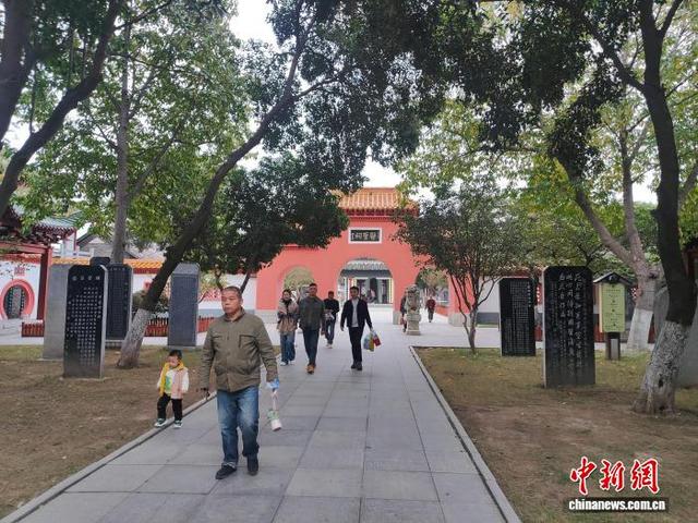探访河南南阳医圣祠 感知仲景文化“根魂神韵”