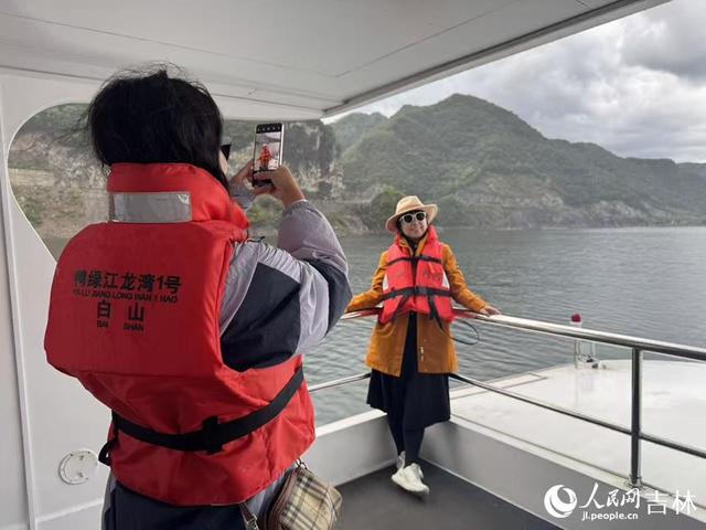 长白秘境 吉线331｜长白山水画中游