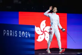 一剑制胜！中国香港本届奥运首金出炉：江旻憓逆袭东道主夺冠图片
