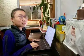 “渐冻”大男孩的火热人生图片