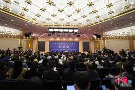 卫健委主任：2024年中国居民预期寿命达79岁 提高潜力仍明显图片