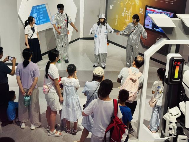 山东科技馆暑期火爆出圈，百万人次感受科学魅力！