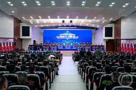 能文能武 重庆30名社区民警巅峰对决图片