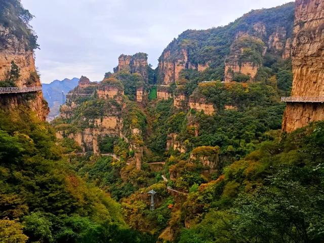 兴隆山秋景正当时｜2025“户外在河北 承德好山水”京津冀兴隆山徒步大会成功举办!
