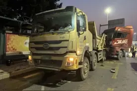 司机钻车底修车被撞身亡，两公司作伪证多人被拘！图片