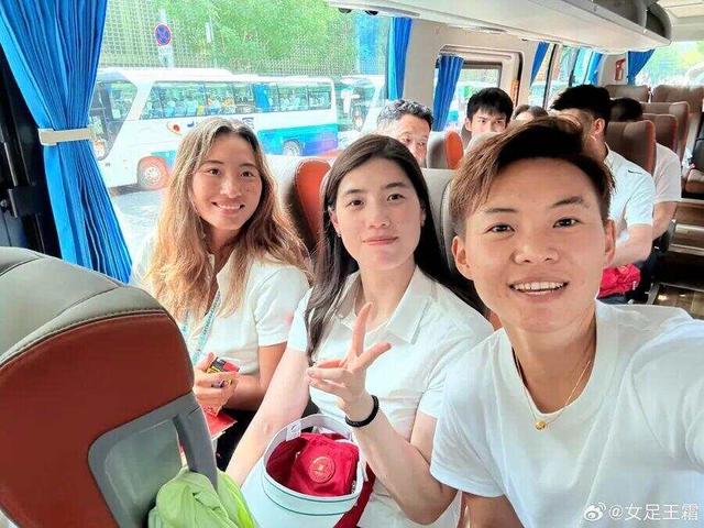 姚明、郑钦文、苏炳添、陈梦、张雨霏都来了！九三阅兵，他们在场见证、感慨万分！