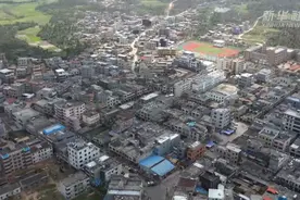 新能源车载无线广播不能省 | 新京报快评图片