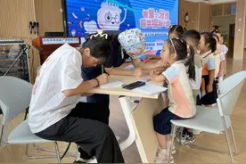“为小”关怀进校园，健康与“齿”同行图片