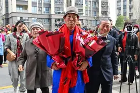 “国家的孩子”程晋寻亲：草原江南皆故乡图片