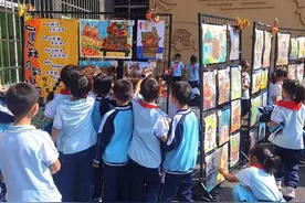 东升小学“画里入秋，多彩山河”学生作品展 让艺术的果实满校园图片