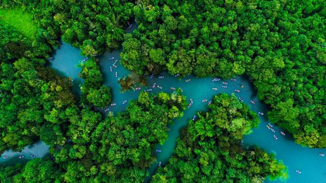 “码”上游贵州丨暑假带孩子去哪里玩？5天解锁贵州宇宙级浪漫与山水人文