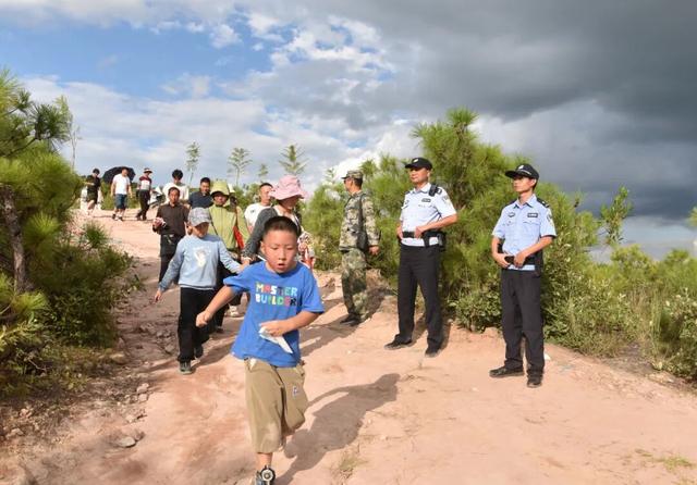 浪漫“七夕”，美“警”相随丨江川警方圆满完成第五届七夕文化旅游节安保任务